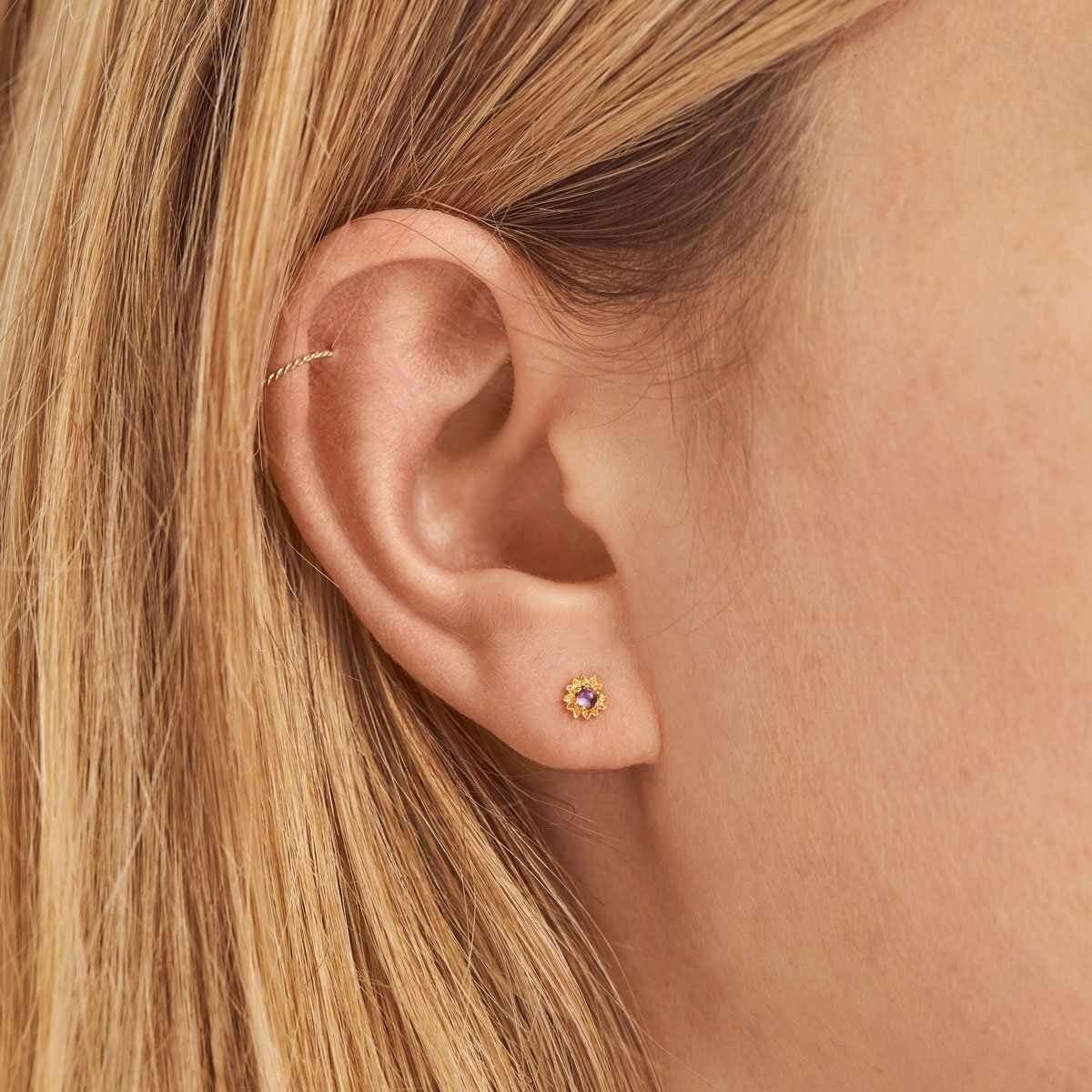 S616AMG - Delicate Sunflower Amethyst Studs Gold