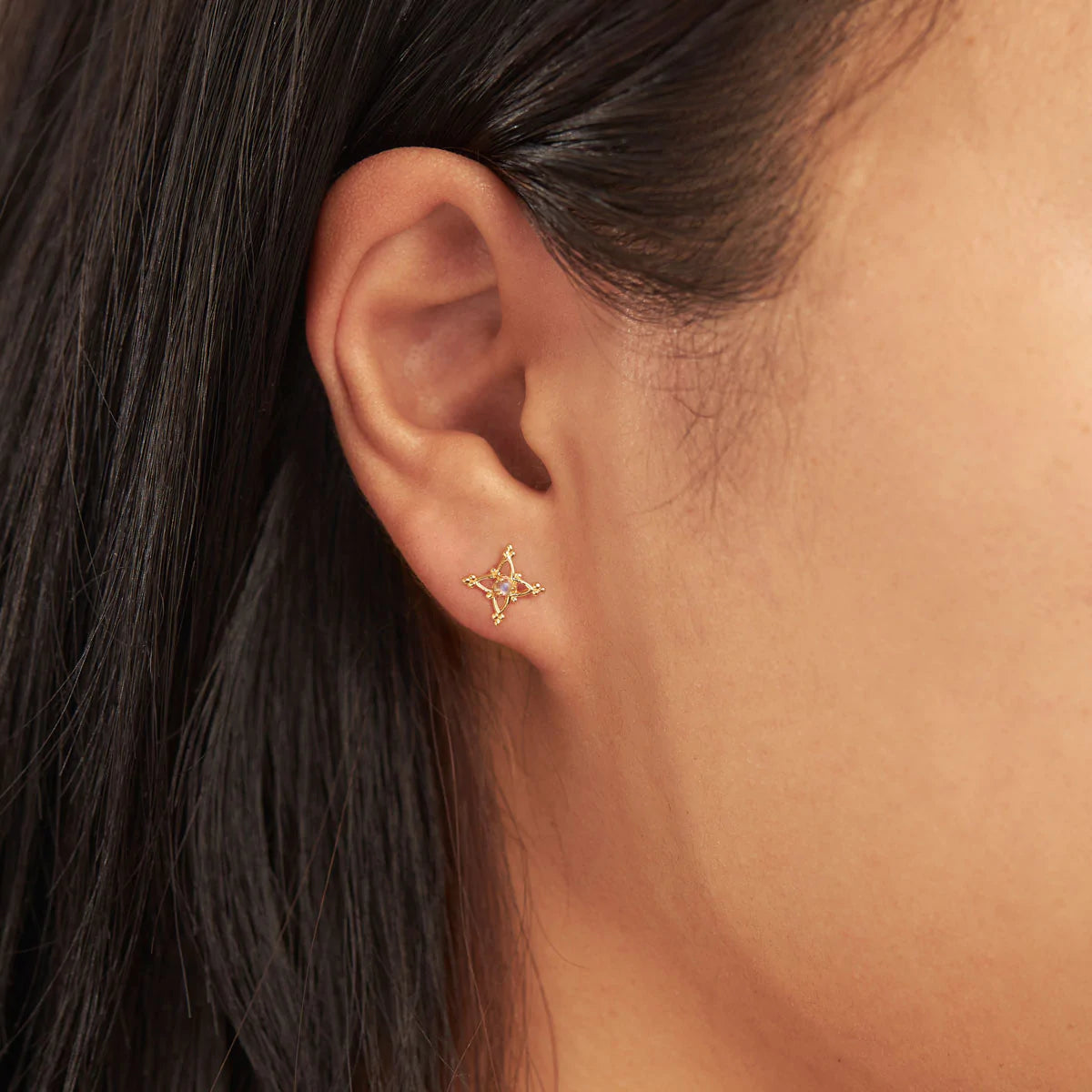 S655RMG - Moroccan Star Moonstone Studs Gold