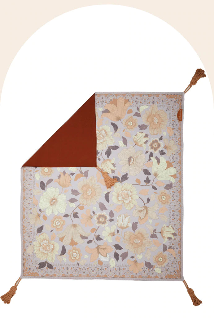 Grande Fleur Picnic Rug - Lilac