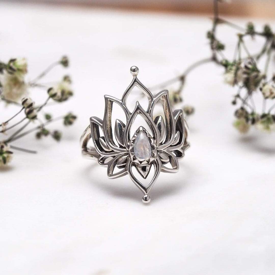 R642RM - Lotus Romance Rainbow Moonstone Ring