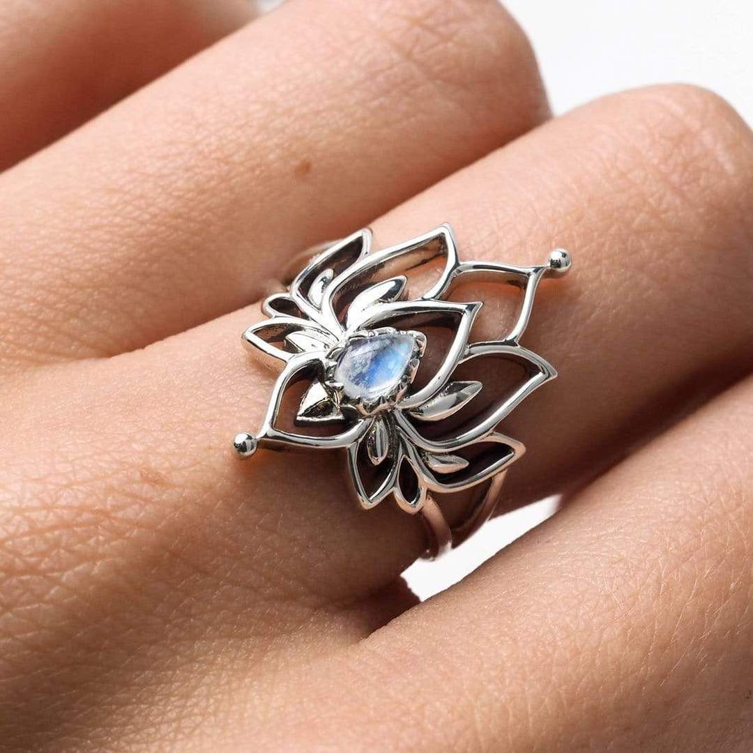 R642RM - Lotus Romance Rainbow Moonstone Ring