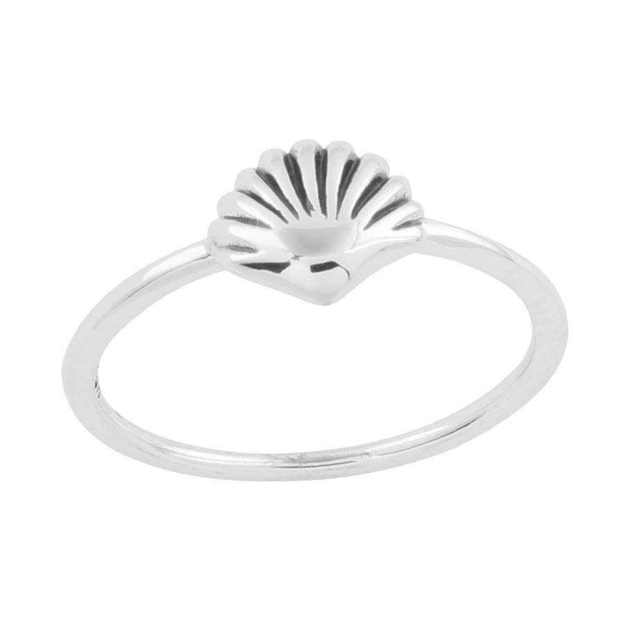 R135 - Dainty Seashell Ring