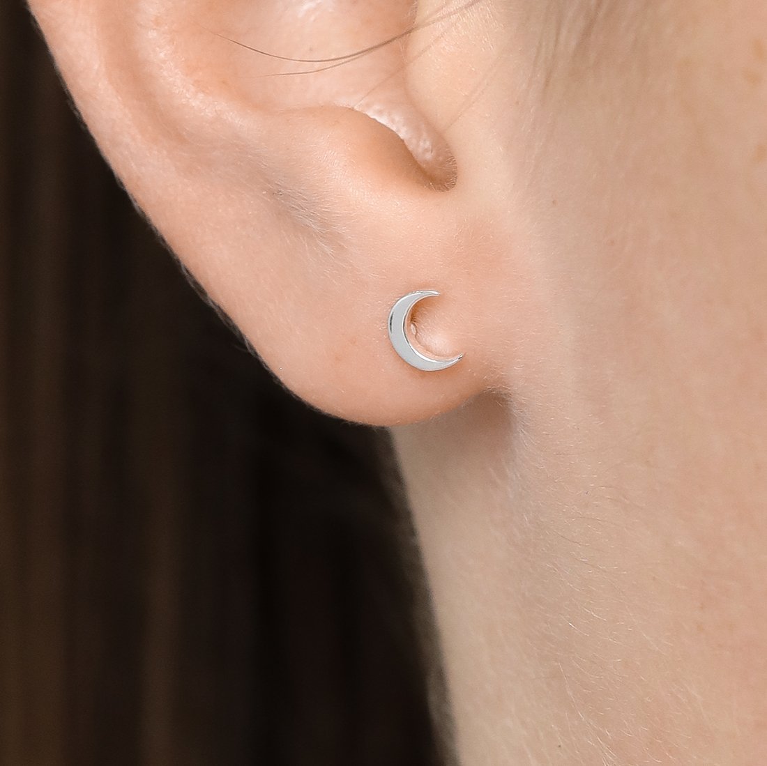 S461 - Dainty Moon Studs